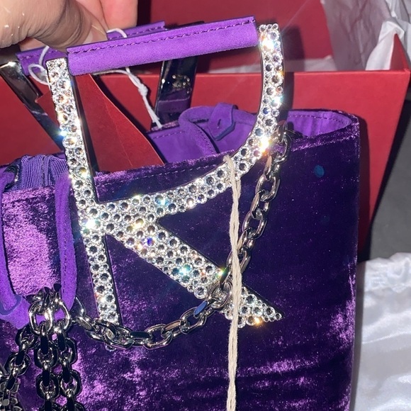 ROGER VIVIER
Cross-body bag Limited Edition super glamorous bag for sale NWT+BOX - Picture 10 of 13